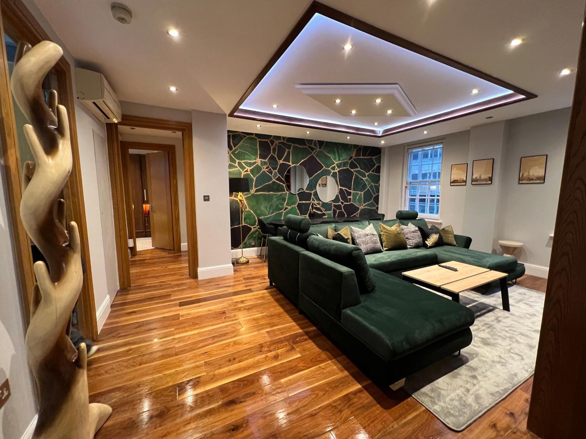 Hyde Park, Oxford St - 2 Bed, 3bath - Lift Londra